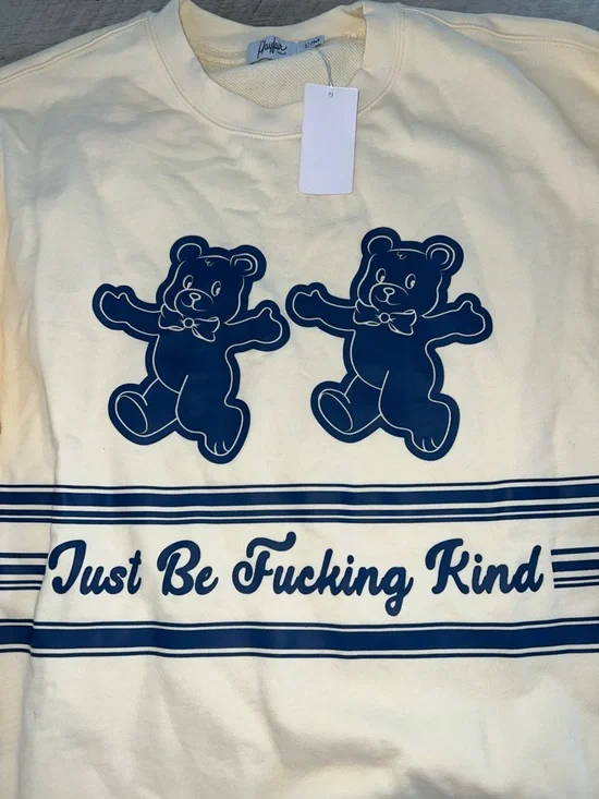 NEW The Mayfair Group Cream Sweatshirt with Blue Bear Design - Picture 3 of 6